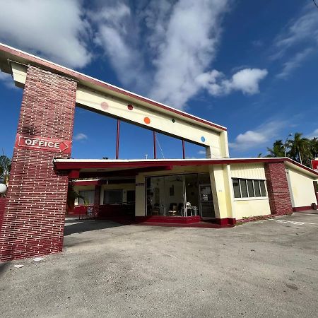 Palacio Inn Motel Miami Springs Zewnętrze zdjęcie