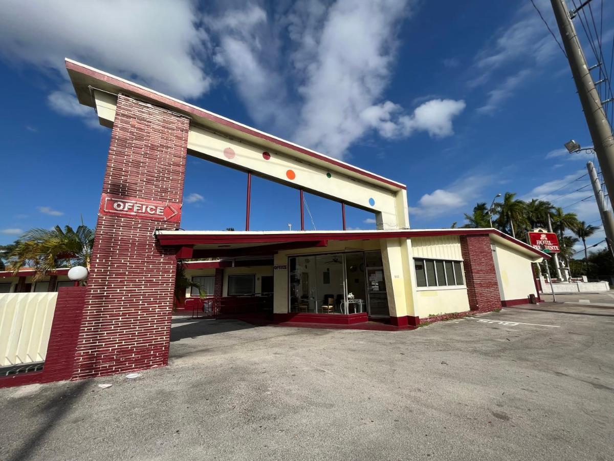 Palacio Inn Motel Miami Springs Zewnętrze zdjęcie